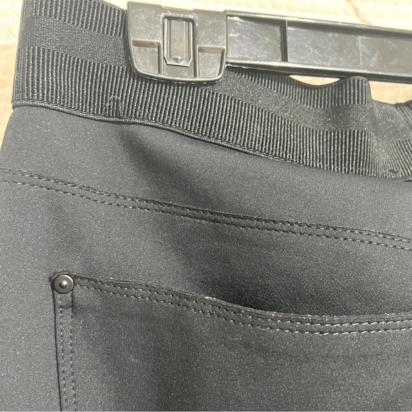 CAMBIO Black Leggings with Zippered Hems, Size 40/ 12/Large -#278 - Picture 13 of 14